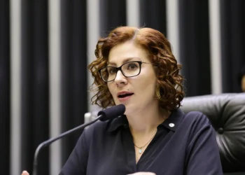 justica-italiana-amplia-extradicao-de-carla-zambelli