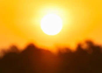 calor-de-ate-31°c-e-chuva:-veja-como-fica-o-tempo-em-goiania-nesta-sexta-(17)