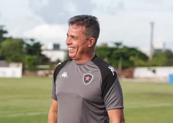 anapolis-acerta-com-evaristo-piza-para-a-sequencia-da-temporada