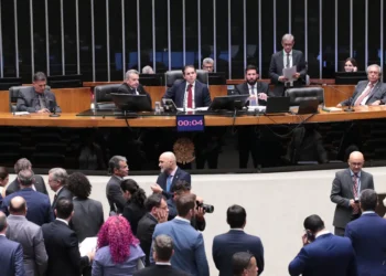 camara-prioriza-pec-e-coloca-pl-de-lula-do-fim-da-escala-6×1-em-2o-plano