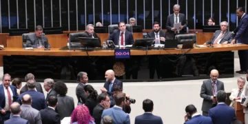 camara-prioriza-pec-e-coloca-pl-de-lula-do-fim-da-escala-6×1-em-2o-plano