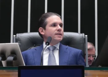 motta-afirma-que-pec-do-fim-da-escala-6×1-sera-votada-ate-julho