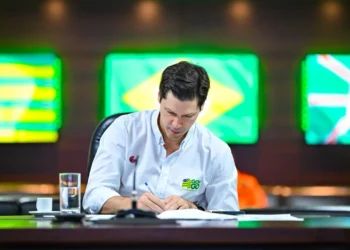 goias-passa-a-subsidiar-diesel-com-r$-0,60-por-litro-ao-aderir-a-decreto-do-governo-federal