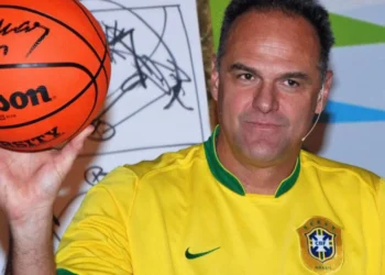 porque-oscar-schmmidt-recusou-a-nba-e-de-onde-vem-o-apelido-“mao-santa”
