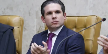 camara-discute-rever-‘taxa-das-blusinhas’-e-coloca-medida-novamente-em-analise