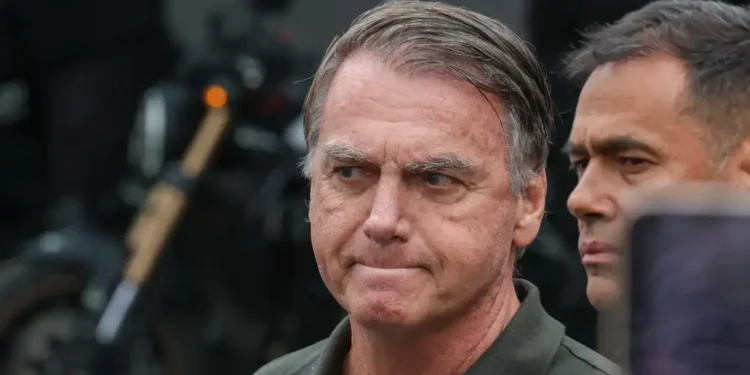 pgr-e-favoravel-a-pedido-de-bolsonaro-para-realizar-cirurgia