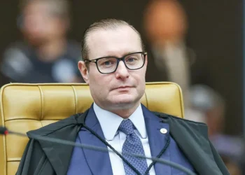 zanin-mantem-presidente-do-tj-rj-como-governador-interino-do-rio