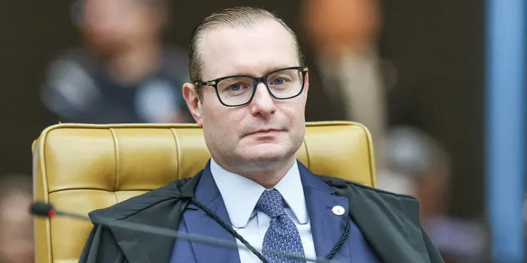 zanin-mantem-presidente-do-tj-rj-como-governador-interino-do-rio