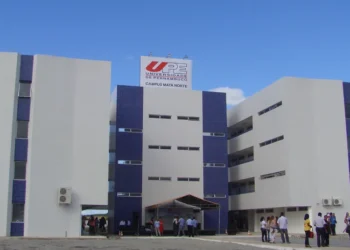universidade-de-pernambuco-abre-concurso-com-19-vagas