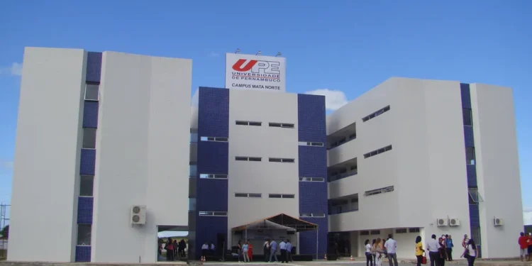 universidade-de-pernambuco-abre-concurso-com-19-vagas