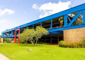 detran-al-abre-concurso-com-116-vagas-e-salarios-de-ate-r$-7,8-mil