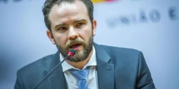 governo-vai-liberar-fgts-para-endividados