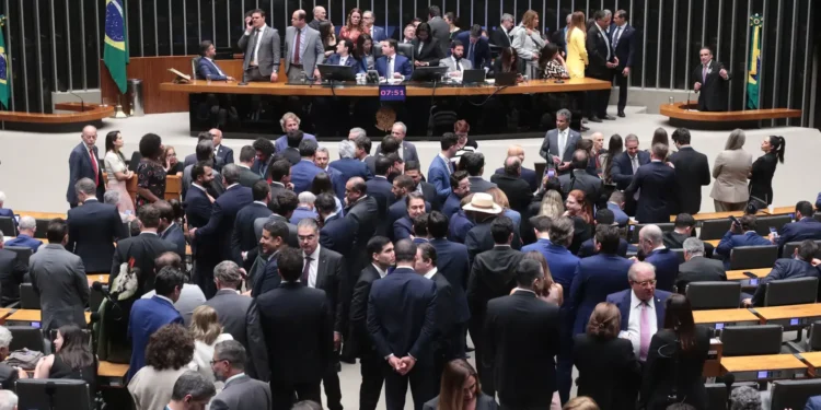 congresso-tera-semana-decisiva-com-jornada-de-trabalho,-veto-e-indicacao-ao-stf