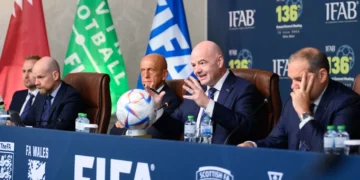 ifab-aprova-expulsao-para-jogador-que-cobrir-a-boca-em-confrontos