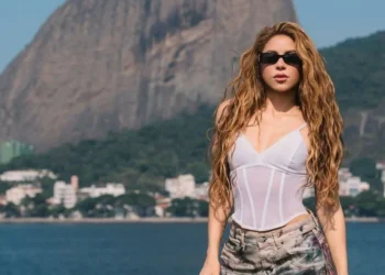 shakira-promete-parar-copacabana-com-megashow-para-ate-2-milhoes-de-pessoas