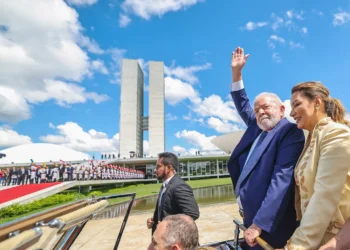 crise-com-congresso-expoe-incertezas-sobre-futuro-da-esquerda-no-pos-lula