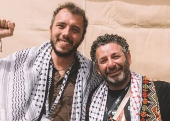 israel-estende-por-dois-dias-detencao-do-ativista-thiago-avila