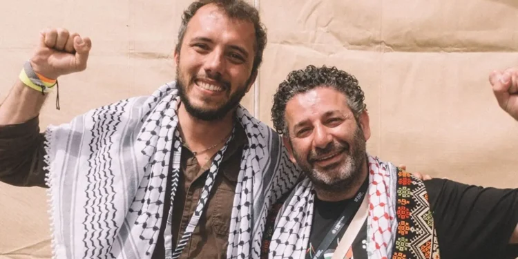 israel-estende-por-dois-dias-detencao-do-ativista-thiago-avila