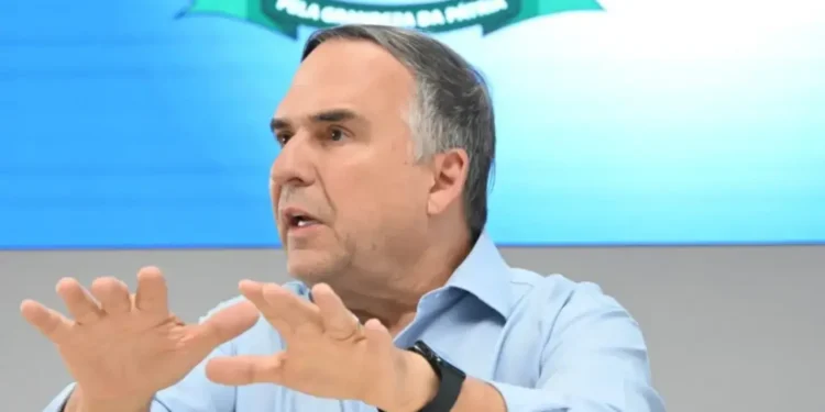 com-mais-de-1-ano-de-gestao,-mabel-enfrenta-desgaste-publico-e-atritos