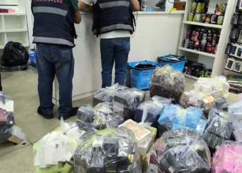 procon-apreende-mais-de-mil-perfumes-falsificados-em-goiania
