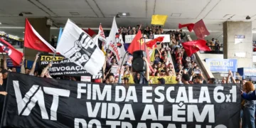 contra-empresarios,-centrais-se-manifestam-na-camara-dos-deputados-pelo-fim-da-escala-6×1