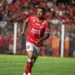 stjd-reduz-punicao-de-dellatorre,-mas-atacante-desfalca-o-vila-nova-contra-o-goias