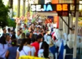 goias-ultrapassa-marca-de-5-milhoes-de-pessoas-com-rendimento-pela-primeira-vez,-aponta-ibge