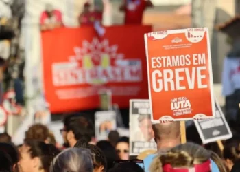 tjgo-obriga-funcionamento-minimo-durante-greve-da-educacao-em-goiania