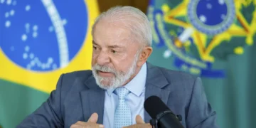 lula-zera-“taxa-das-blusinhas”-e-muda-regra-para-compras-internacionais