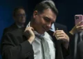 escandalo-do-pagamento-de-vorcaro-a-flavio-pode-beneficiar-caiado-e-zema