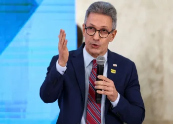 pgr-denuncia-romeu-zema-por-videos-contra-gilmar-mendes