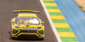 felipe-fraga-vence-sprint-da-stock-car-em-goiania