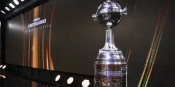 taca-da-libertadores-esta-em-exibicao-em-goiania