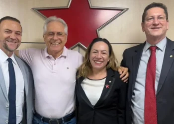 pt-caminha-para-candidato-que-dialogue-com-o-centro-em-goias