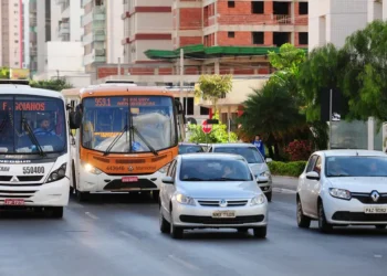 projeto-que-usa-verba-dos-combustiveis-para-reduzir-tarifa-de-onibus-avanca-na-camara