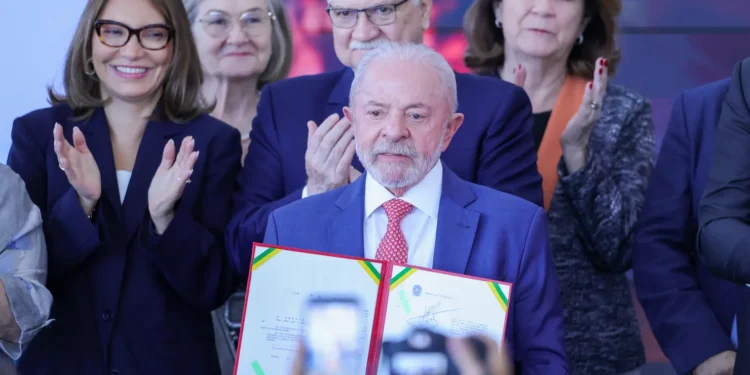 novas-regras-para-redes-sao-regulacao-necessaria-ou-tentativa-de-controle?