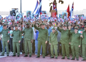 cubanos-vao-as-ruas-protestar-apos-acao-dos-eua-contra-raul-castro