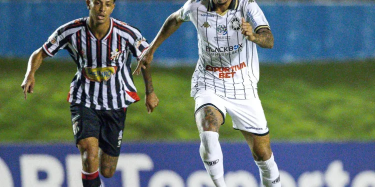 anapolis-goleia-rio-branco-e-fica-perto-do-titulo-da-copa-centro-oeste