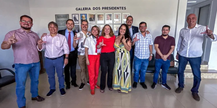pt-se-divide-entre-palanque-para-lula-e-bancada-federal-goiana