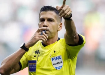 bruno-arleu-apita-atletico-go-x-goias-pela-serie-b