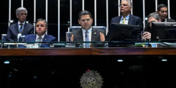 senado-vira-novo-foco-de-resistencia-a-pec-do-fim-da-escala-6×1