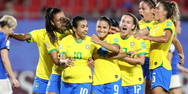 senado-aprova-regras-da-copa-do-mundo-feminina-de-2027-e-premio-a-pioneiras-da-selecao