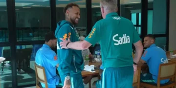 neymar-volta-ao-gramado-e-participa-de-treino-da-selecao-na-granja-comary