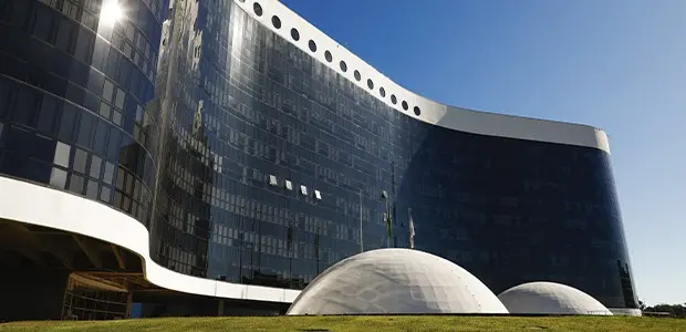 tse-divide-r$-4,9-bi-entre-30-partidos-para-eleicoes-de-2026;-veja-quem-recebe-mais