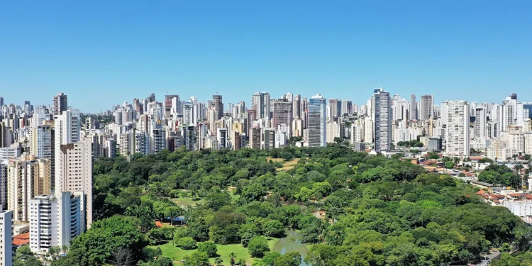 goiania-tem-amanhecer-de-15°c-e-tarde-amena-nesta-sexta-(05)
