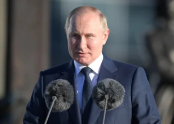 putin-rejeita-dialogo-com-kiev-e-mantem-impasse-na-guerra
