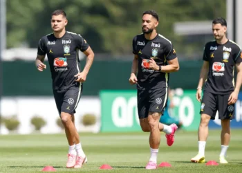 selecao-brasileira-chega-a-cleveland-para-ultimo-amistoso-antes-da-estreia-na-copa-do-mundo