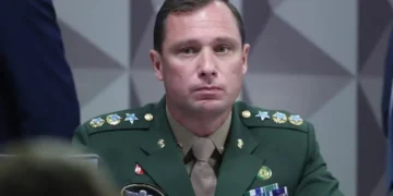 moraes-envia-a-pgr-recurso-de-mauro-cid-que-pede-extincao-de-pena
