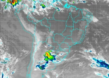 frio-de-8,4°c-e-alerta-de-queimadas:-veja-a-previsao-do-tempo-em-goias
