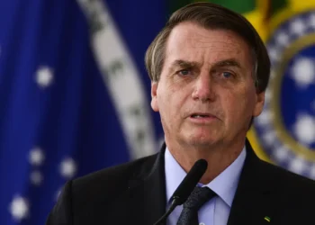 bolsonaro-volta-a-apresentar-solucos-persistentes-durante-recuperacao-de-cirurgia